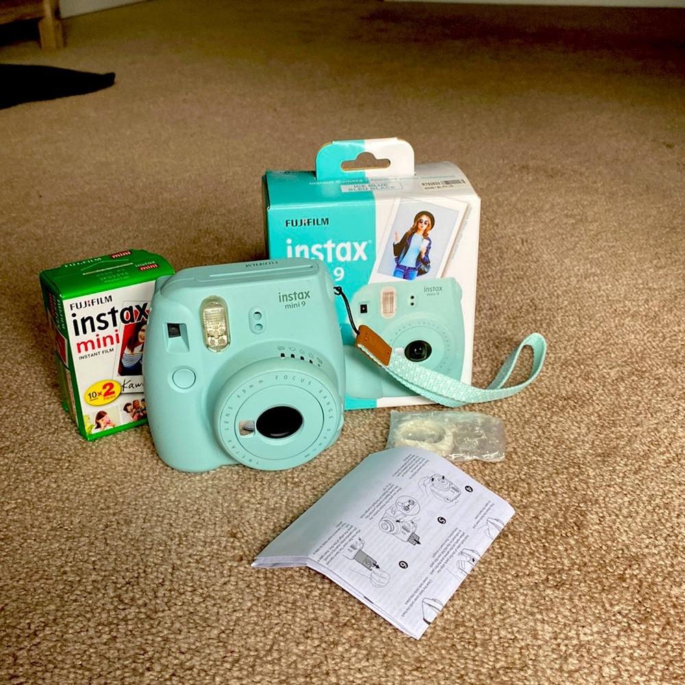 FujiFilm instax mini 9 (ice blue)